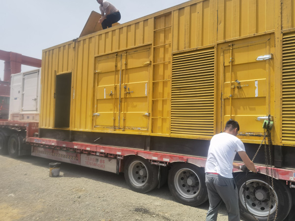 南城除了负载情况和发动机维护,还有哪些因素会影响 200kw 柴油发电机的油耗?