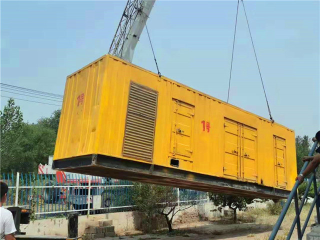 南城300KW柴油发电机组油耗是多少？