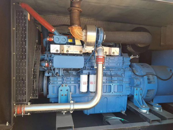 南城柴油发电机组一般有几种电压输出?
