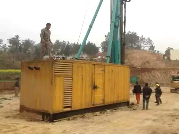 南城如何判断水冷式机油散热器密封件是否需要更换?